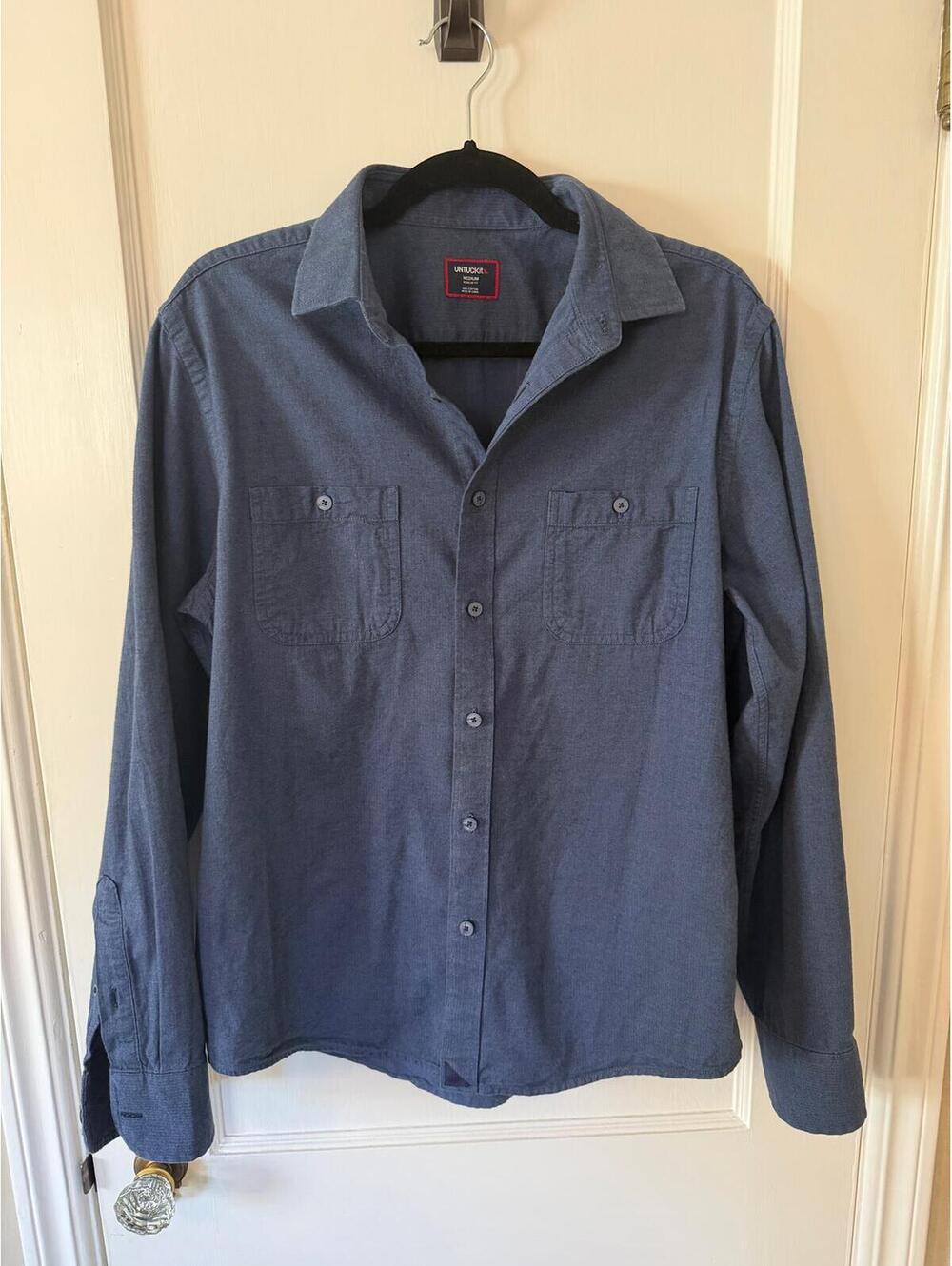 UNTUCKit Navy Button Up Shirt Unisex Layering Size M
